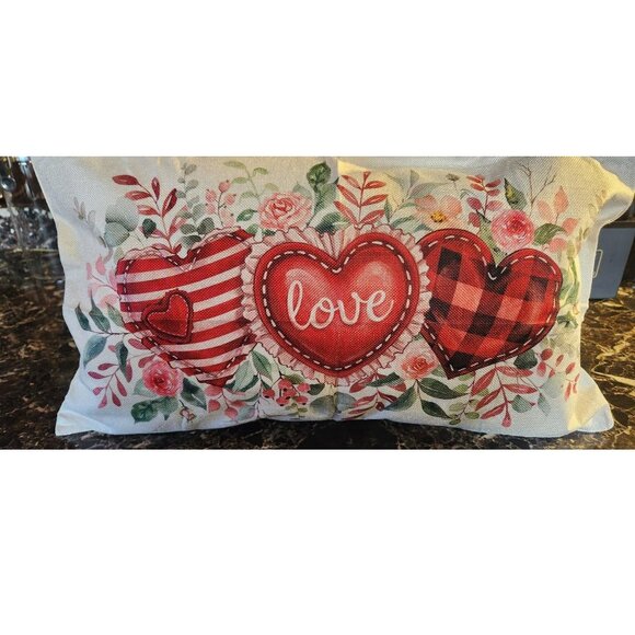Valentines Day Throw Pillow Cover Decorative Accent Case Floral Heart Decor - Picture 8 of 9